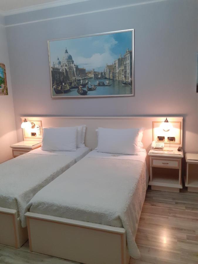 Hotel Guri Ельбасан Екстер'єр фото